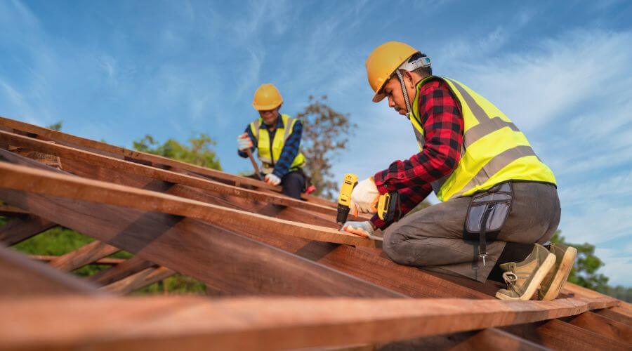 Professional residential roofers in Gillett, WI